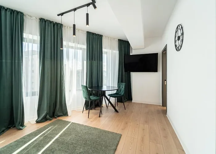 Cozy Tower Apartment 3*